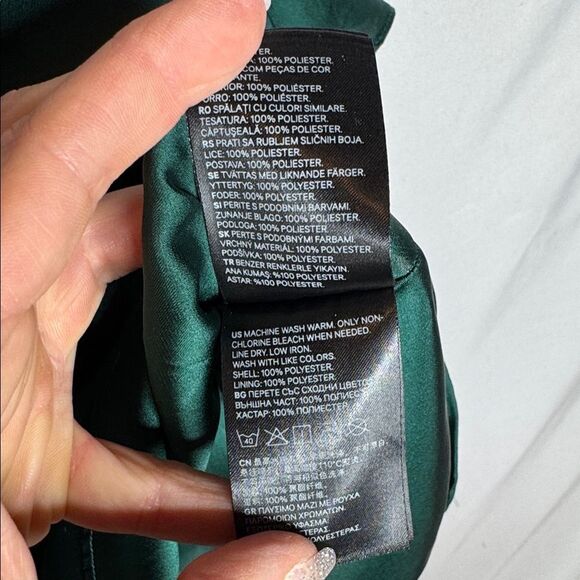 H&M Deep Green Silky One Shoulder Top. Size 8. NWT. - Picture 11 of 11